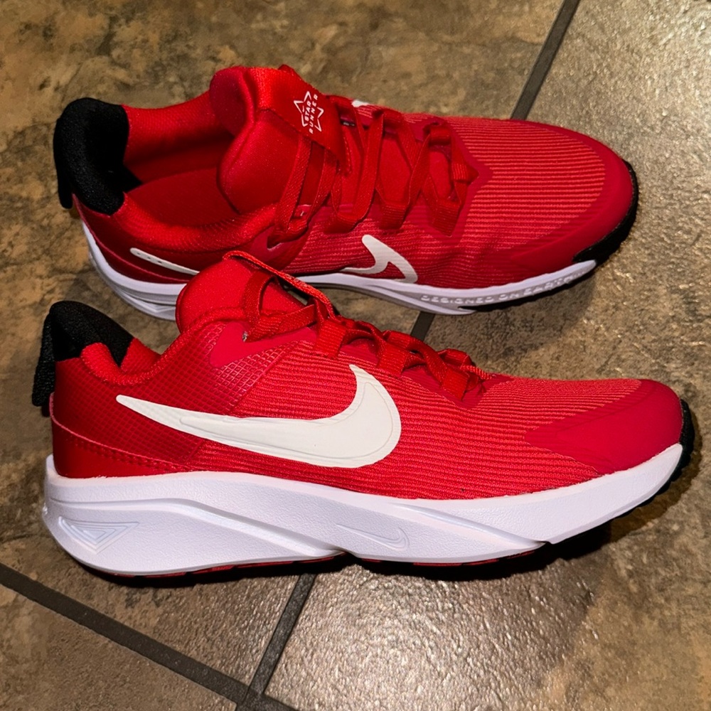 Boys Nike Shoe